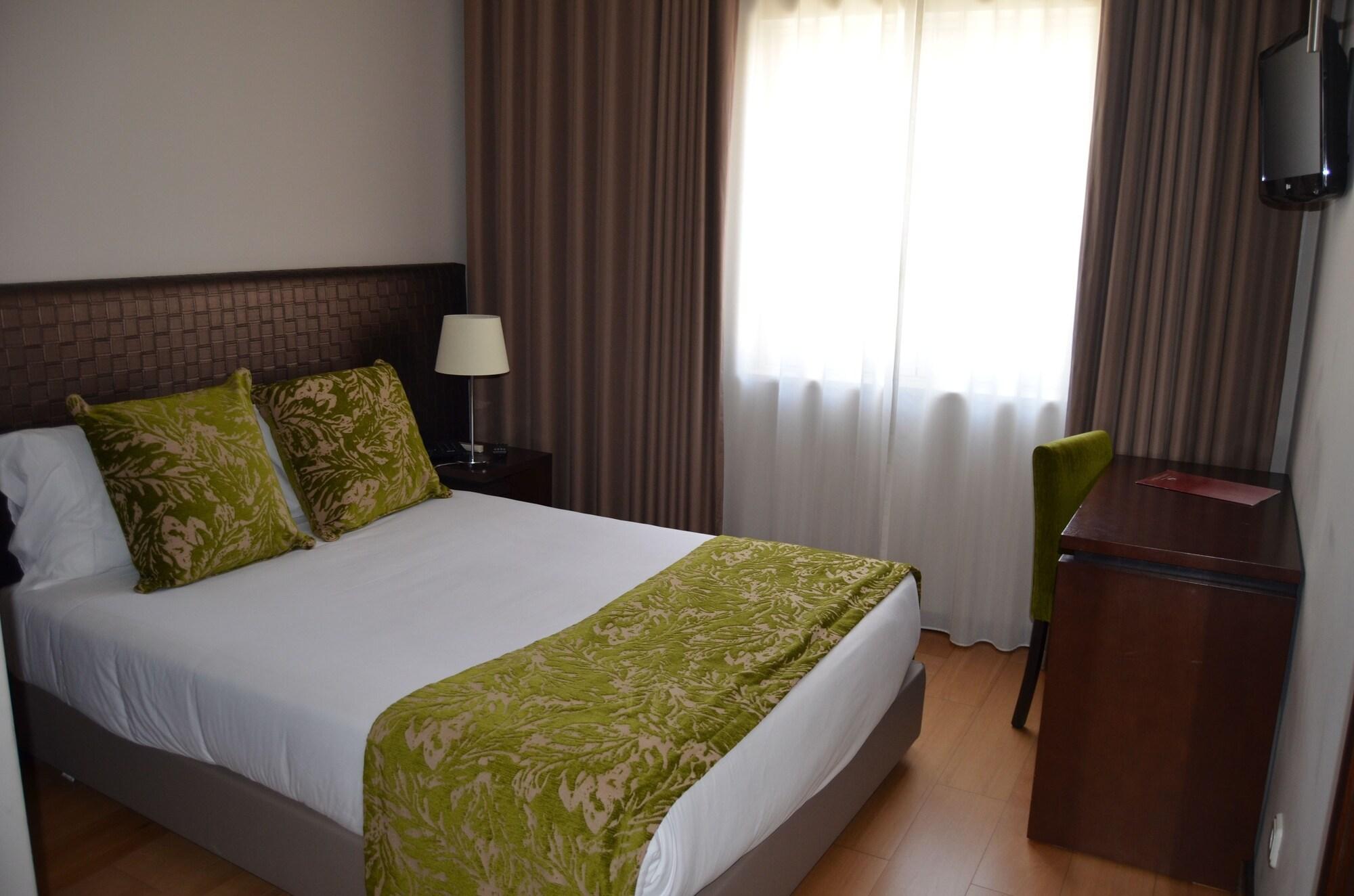 Hotel Torres Novas Esterno foto